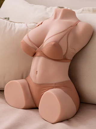Dania Vibrating Sex Doll 19,5 Kg