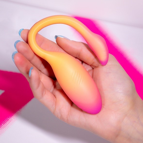 Magic Motion - Flamingo Max Vibrating Bullet Orange